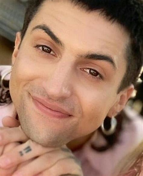 Pin By Dórii Gyenes On Queen Mitchy Pentatonix Mitch Grassi Pentatonix Members