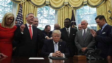 All The Presidents Clergymen A Close Look At Trumps Ties With