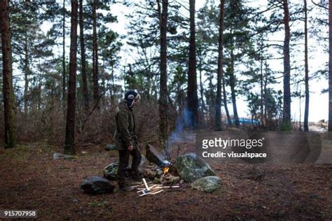 29 Trappers In Winter Camp Stock Photos High Res Pictures And Images