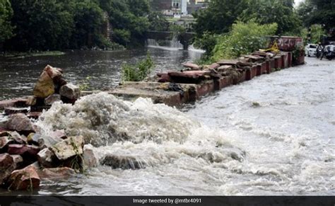 Heavy Rains Batter Parts Of Rajasthan Cause Waterlogging And Traffic