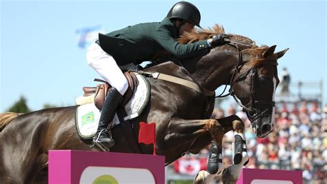 Pedro Veniss aprende a dor e chega ao ápice o cavalo da vida