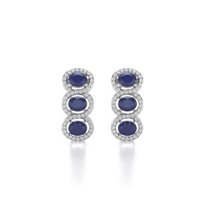 Boucles D Oreilles Aden Or Blanc Saphir Forme Ovale Et Diamants