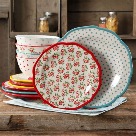 The Pioneer Woman Timeless Floral And Retro Dot Mix And Match 12 Piece Dinnerware Set Walmart