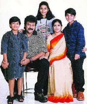 TeluguMovieClub: Chiru Family photos