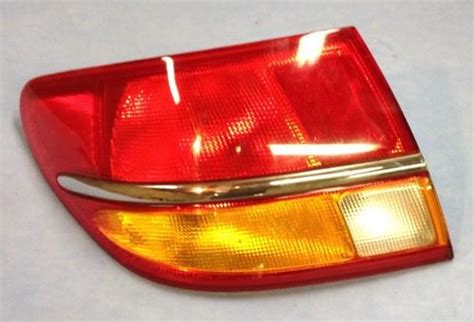 Purchase 2002 2003 Saturn L100 L200 L300 Right Passenger Side Tail Light No Reserve In