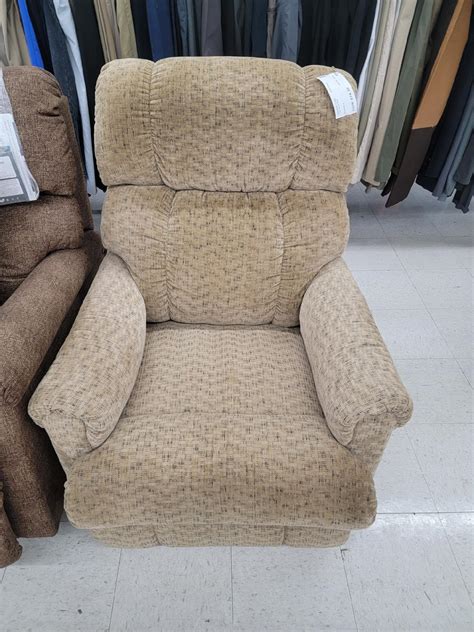 🔎 Find Hidden Gems 🎯💎 At our store,... - Stuff Etc Ankeny