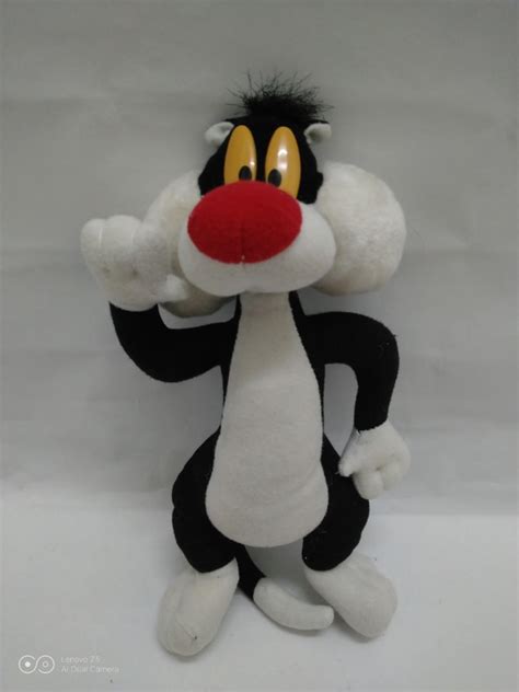 KFC LOONEY TUNES SYLVESTER THE CAT SOFT TOYS 10INCH Hobbies Toys