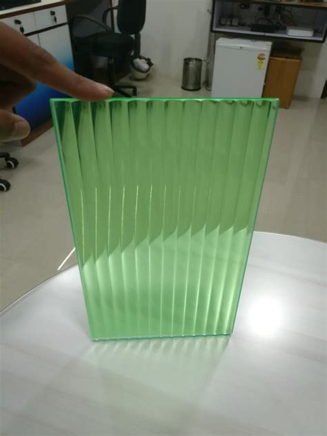 Natural Fluted Reeded Tinted Fluted Glass Thickness 5 To 20mm Size