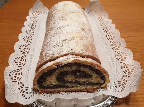 Quark Mohn Stollen Von Bluemousetina Chefkoch Christstollen Rezept