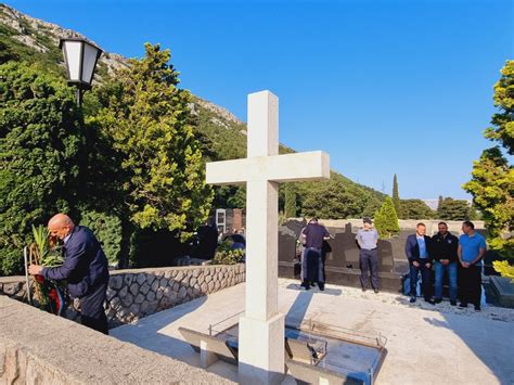 Polaganje Vijenaca U Povodu Dana Dr Avnosti Republike Hrvatske Grad