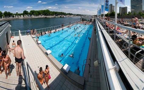 Focus Sur La Piscine Jos Phine Baker Ciel Ouvert Install E Sur La Seine