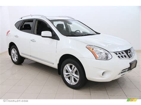 2013 Pearl White Nissan Rogue SV AWD 110873176 Photo 4 GTCarLot