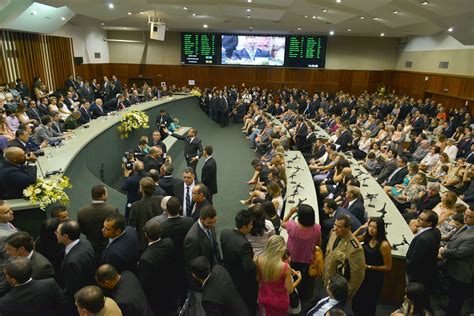 Deputados Estaduais tomam posse para 18ª legislatura