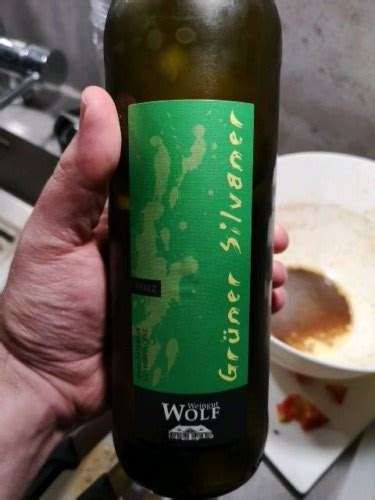 Wolf Grüner Silvaner Vivino