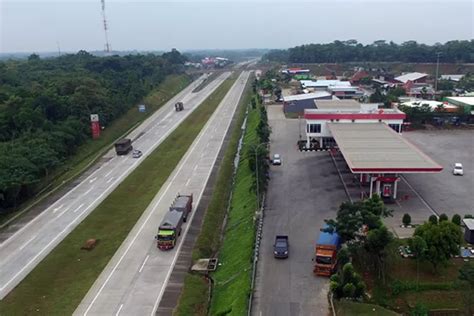 Pemudik Jangan Gunakan Bahu Jalan Jika Rest Area Penuh Jawa Pos