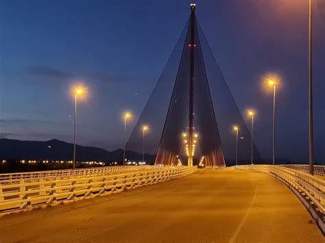 El Gobierno De Talavera Recupera La Iluminaci N En El Puente Atirantado