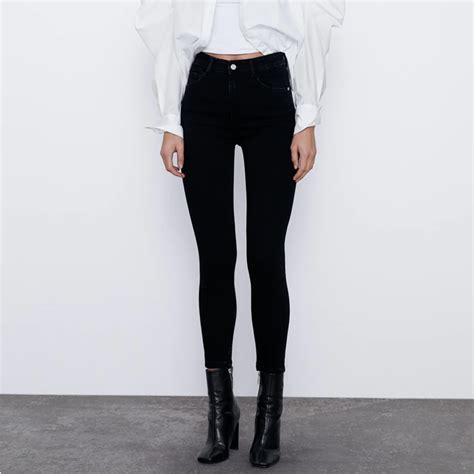 Women Blue Skinny Fit High-Rise Clean Look Jeans