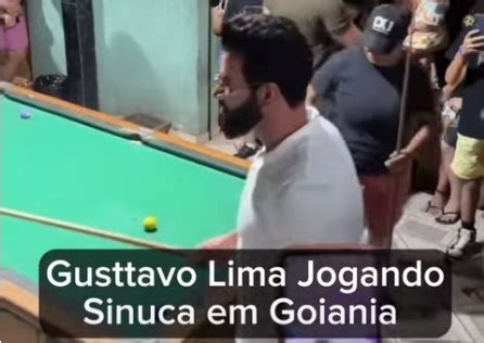 TOPNEWS Aqui você tem mais conteúdo Gusttavo Lima aparece em bar