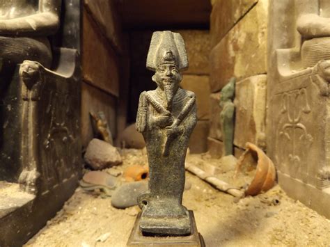 Osiris - Egyptian statue / sculpture - God of the afterlife & beloved of Isis. Egyptian mythology