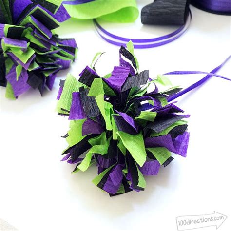 Halloween Crepe Paper Pom Poms 100 Directions