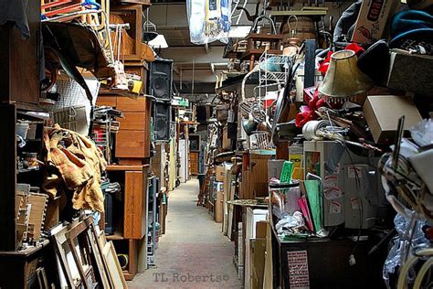 Pack Rat Or Hoarder Here Are The 6 Signs That Tell The Difference