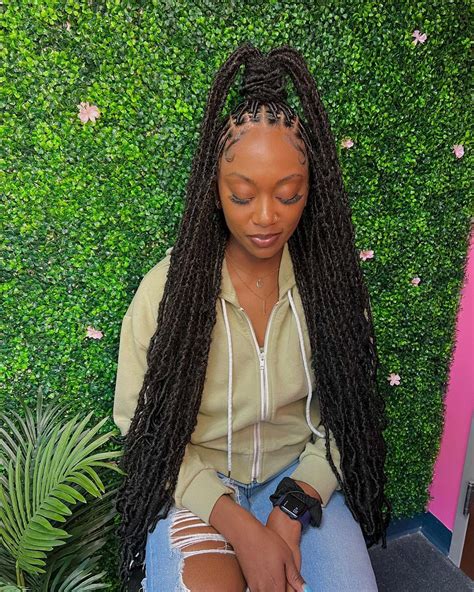 Charlotte Braider 🤍🌸 On Instagram “yall Know How I Do When It Come To My Soft Locs 🔥😍 • • Sty