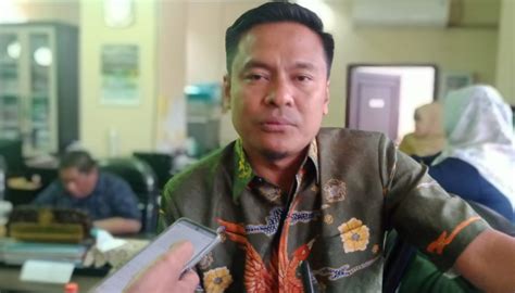 Dprd Surabaya Apresiasi Kinerja Walikota Eri Cahyadi Raih Penghargaan