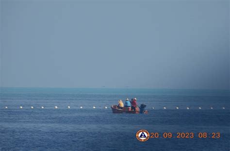 China Naglagay Ng Floating Barrier Para Hindi Makapasok Ang Mga