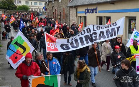 Manifestation Du Er Mai Personnes D Filent Le T L Gramme