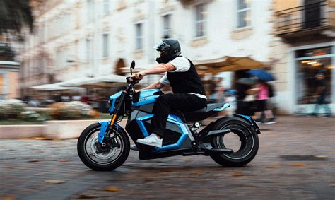 Verge Motorcycles TS Pro - Powerful Electric Bikes