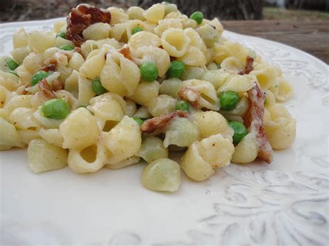 Creamy Mini Shell Pasta Salad With Bacon And Peas Basilmomma