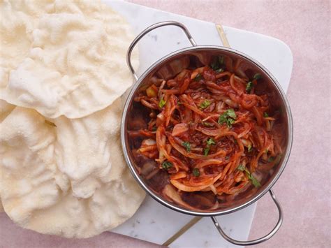 This Muslim Girl Bakes: Microwave Poppadoms with Spicy Onion Relish.