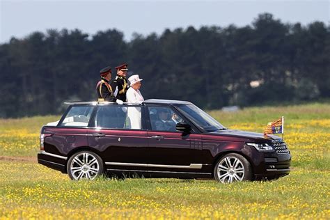 Inside England’s Royal Family Car Collection - Facty