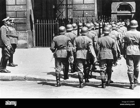 Disordini A Parigi Immagini E Fotografie Stock Ad Alta Risoluzione Alamy