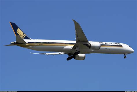 V Sco Singapore Airlines Boeing Dreamliner Photo By Suparat