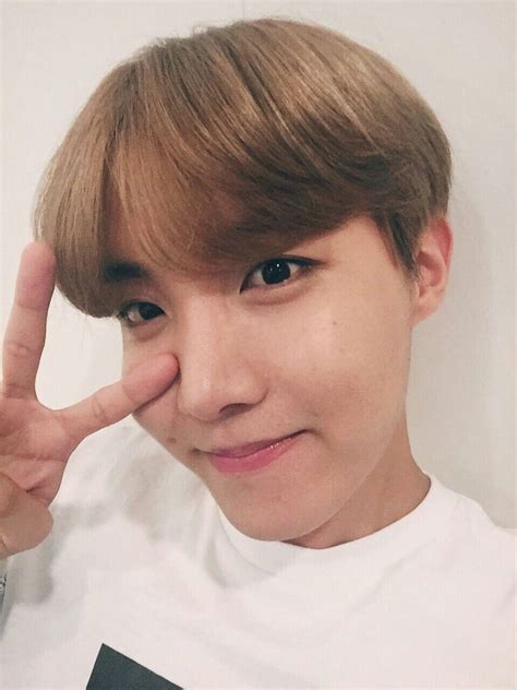 Bts J Hope Selcaselfie Bts Pinterest Bts Kpop And Hoseok Bts