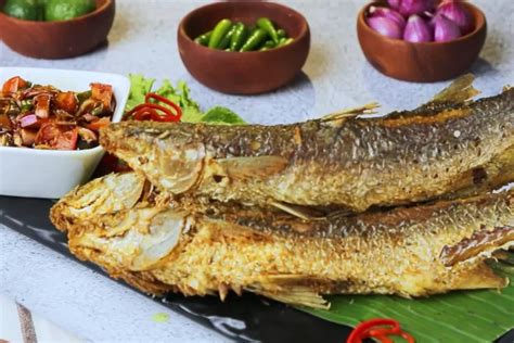 Super Simple Ide Resep Ikan Belanak Goreng Ala Chef Martin Praja