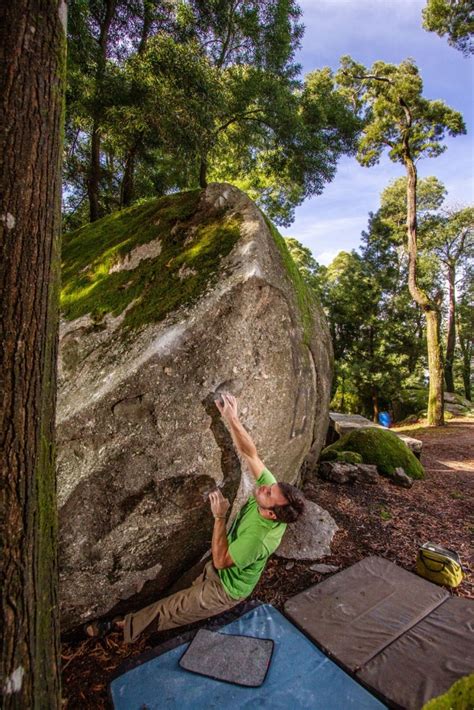 Escalada três lugares para fazer bloco em Portugal