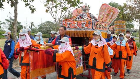 朴子配天宮媽祖巡安遶境 首次進故宮南院搭五分車到蒜頭糖廠