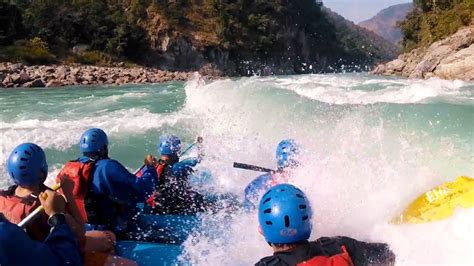 River Rafting Accident Rishikesh Youtube