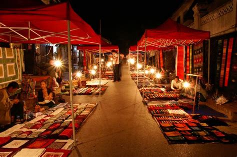 The Matrix of World Travel: Luang Prabang Night Market (Laos, SE Asia)