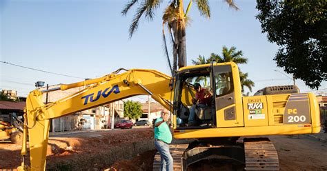 Prefeito em exercício Angelin Lorenção acompanhouício às obras de