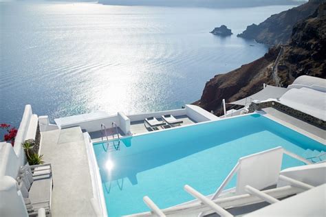 15 Best Hotels in Oia, Santorini | U.S. News Travel