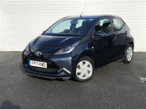 TOYOTA AYGO 1 0 VVT I X PLAY X SHIFT 5DR SEMI AUTOMATIC For Sale In