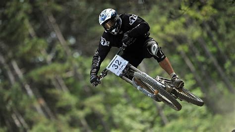 Hd Wallpaper Specialized Demo Downhill Mountain Biking Bicycle