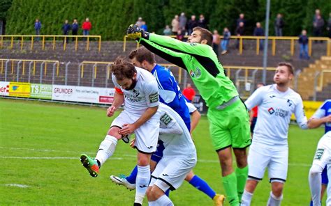 Fußball Saarlandliga Ottweiler und Neunkirchen trennen sich unentschieden