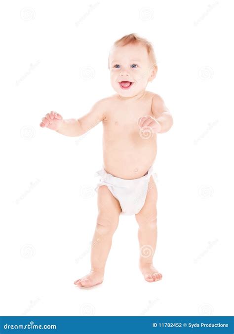 Bébé Debout Dans La Couche culotte Photographie stock Image 11782452