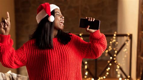 12 Soulful Christmas Songs That Bring Holiday Cheer • EBONY