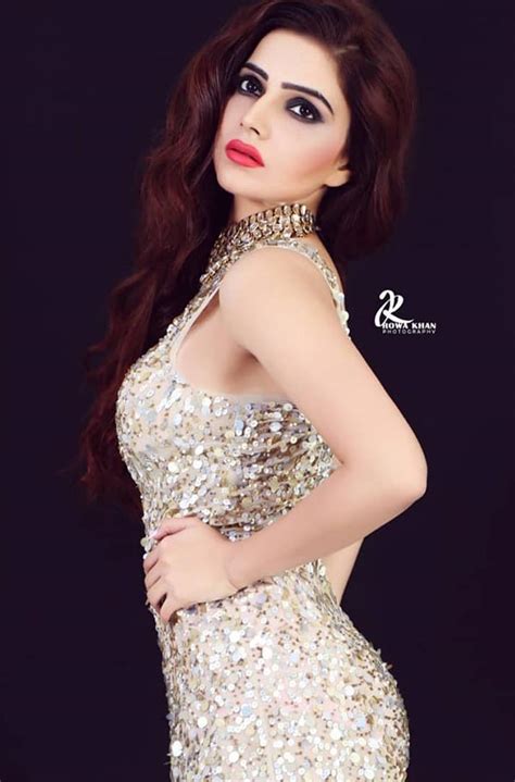 Hot Photos Of Kenisha Bhardwaj In Saree Wiki Bio Web Series Tv Shows And More