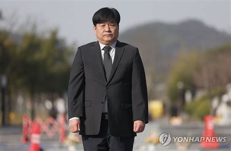 봉하마을 찾은 양문석 연합뉴스